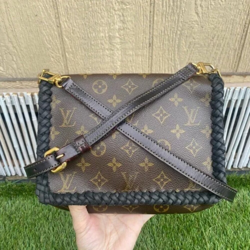 Authentic Louis Vuitton Tango Monogram custom braided Crossbody bag - Picture 3 of 14